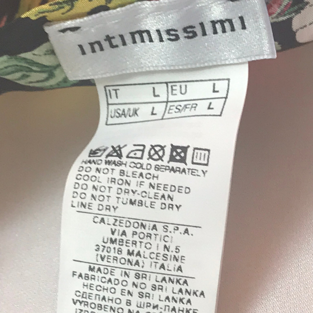 Intimissimi Camisole-Size Large - Picture 5 of 6